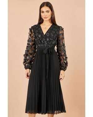 Yumi' Applique Flower Pleated Midi Dress - Black