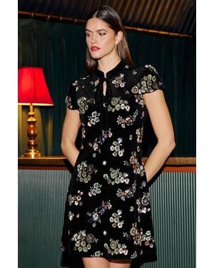 Yumi' Velvet Embellished Collar Tunic Dress - Black