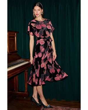 Yumi' Velvet Butterfly Midi Dress - Green