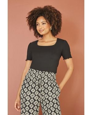 Yumi' Cotton Jersey Lettuce Trim T-Shirt - Black