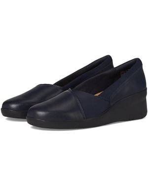 Clarks Suttyn Walk ( Leather) Flat Shoes - Blue