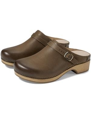 Dansko Berry (Mushroom Burnished Nubuck) Shoes - Brown