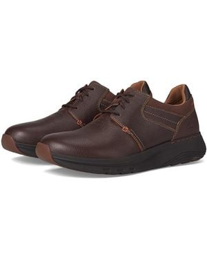 Clarks Motion Trek Plain Toe Lace-Up Boots 9.5 D - Brown