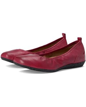 Taos Footwear Chit Chat Flat Shoes, Leather - Red