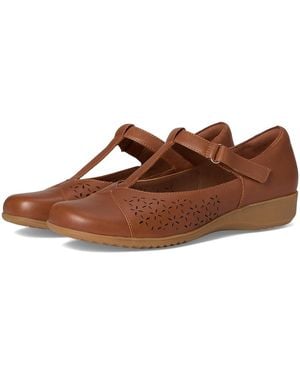 Cobb Hill Rowen Flat Shoes 9.5 A - Brown
