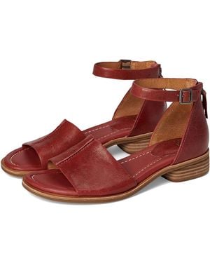 Söfft Faxyn Sandals 11 M (B) Leather - Red