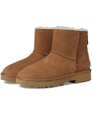 UGG Marais Zip-Up Boots 5 B - Brown