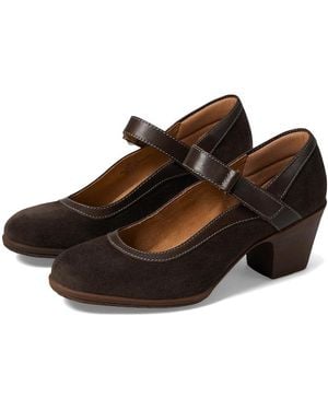 Comfortiva womens shoes clearance