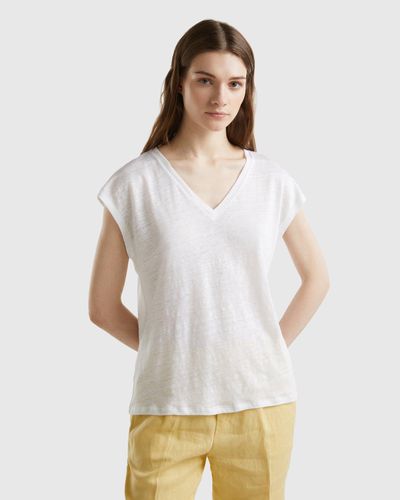 Benetton V-neck T-shirt In Pure Linen - White