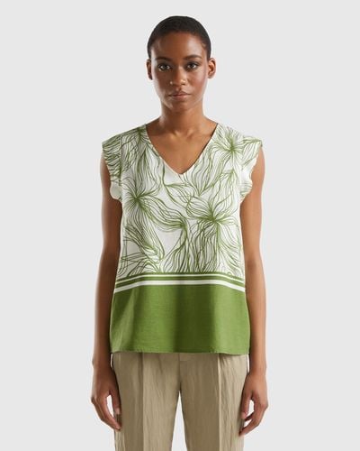Benetton Patterned Blouse In Sustainable Viscose Blend - Green