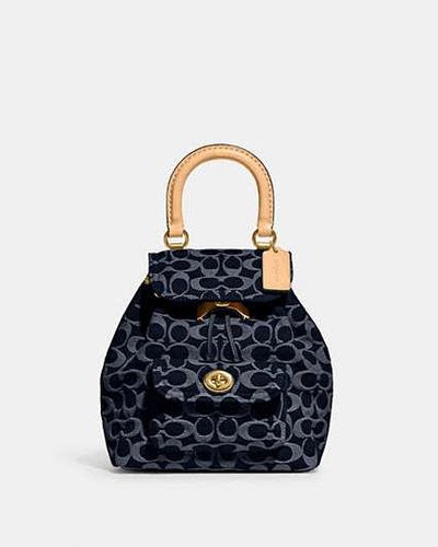 COACH Riya Rucksack 21 aus Signature-Denim - Schwarz