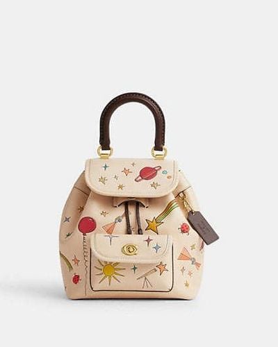 COACH Coach X Observed By Us Riya Backpack 21 - Gold/white | Leather - Natural