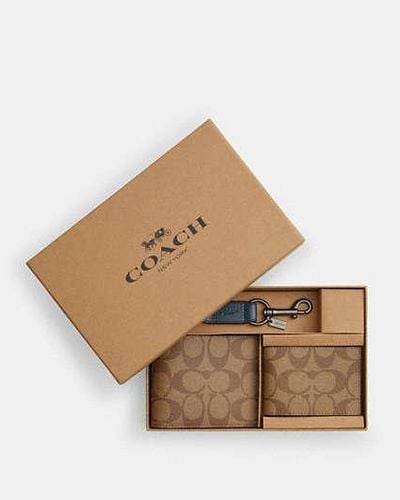 COACH Boxed 3 In 1 Wallet Gift Set In Colorblock Signature Canvas - Black