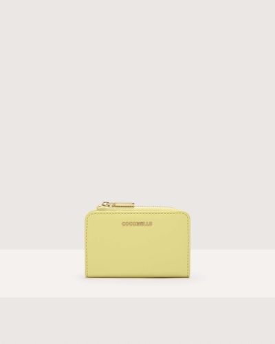 Coccinelle Grainy Leather Card Holder Metallic Soft - Yellow