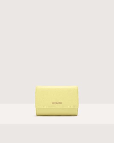 Coccinelle Grainy Leather Purse Metallic Soft - Yellow