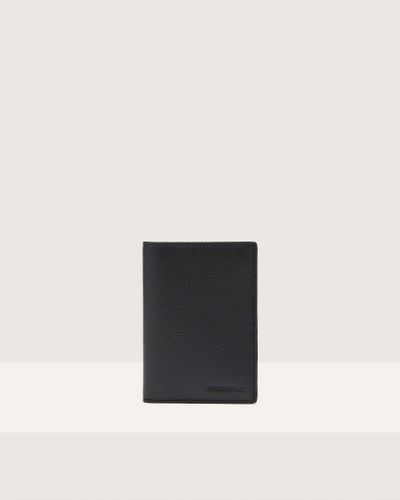 Coccinelle Grained Leather Passport Holder Smart To Go - Black