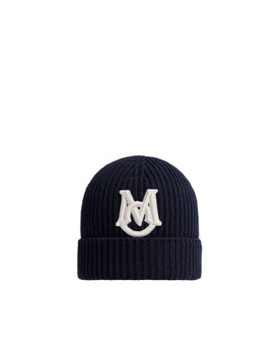 Moncler Mütze mit aufgesticktem monogramm - Blau