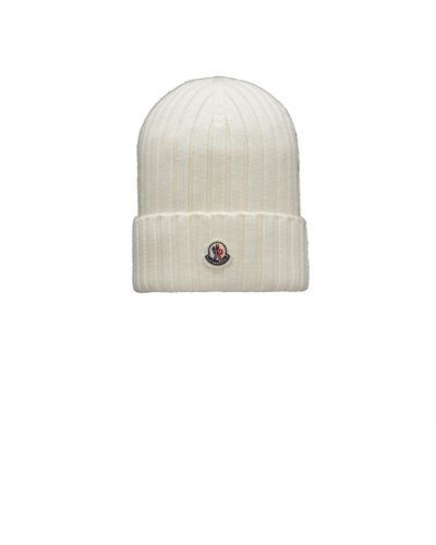 Moncler Beanie Hat Made From Extra Fine Wool Fabric Yarn Boasts The Logo To Give It A Distinctive Touch - White