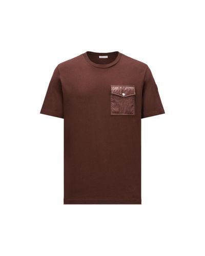 Moncler T-shirt mit tasche - Braun
