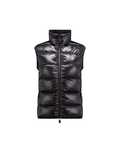 Moncler Waistcoats and gilets for Women | Online Sale up to 33% off | Lyst