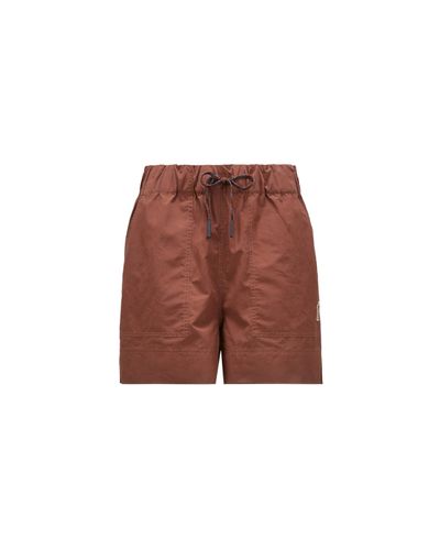 3 MONCLER GRENOBLE Shorts aus froissé - Braun