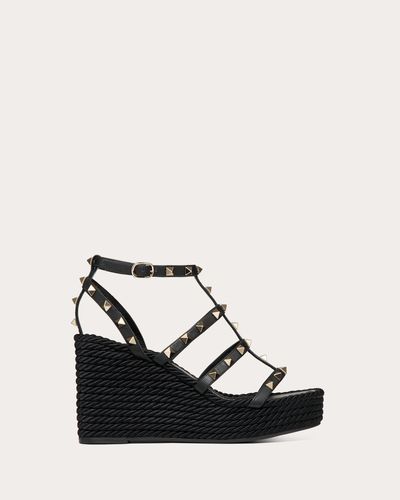 Valentino Garavani WEDGES ROCKSTUD AUS KALBSLEDER MIT RIEMEN UND 95 MM-ABSATZ - Schwarz