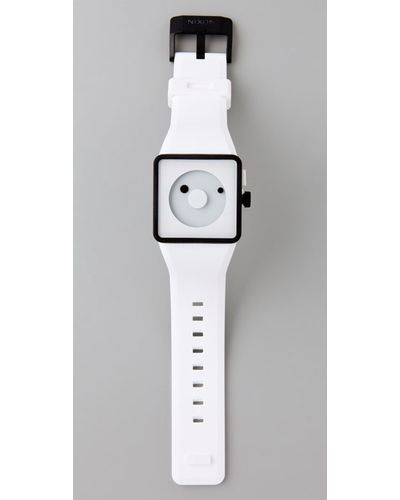 nixon newton white