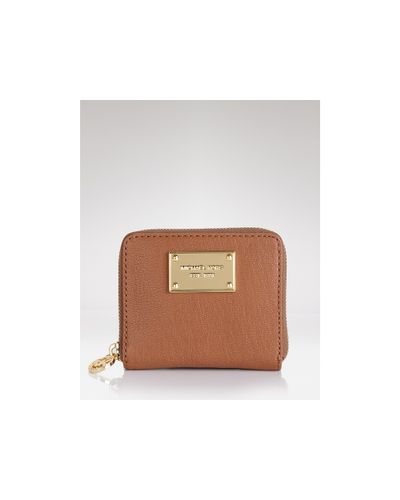 michael kors jet set small zip around wallet