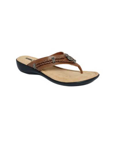 Minnetonka Silverthorne Sandals in Brown - Lyst