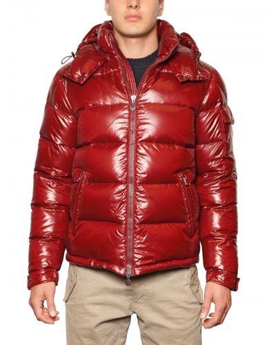 Moncler Maya Nylon Laque Quilted Down Jacket in Bordeaux (Red) for Men -  Lyst