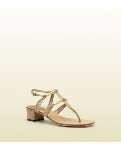 Gucci Anita Metallic Leather and Suede Lowheel Thong Sandal in Gold (Natural) - Lyst