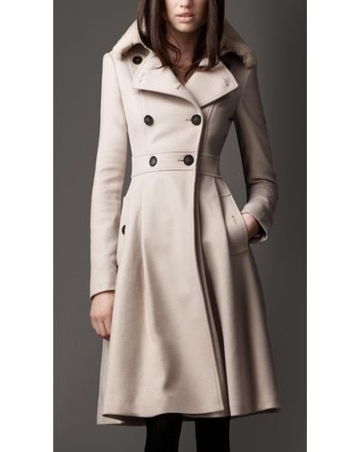 Burberry Fur Collar Full Skirt Coat in Natural | Lyst