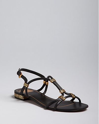 Dolce Vita Strappy Flat Sandals Dakari in Black - Lyst