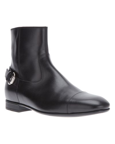 gucci boots with buckle