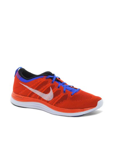 nike flyknit trainer red