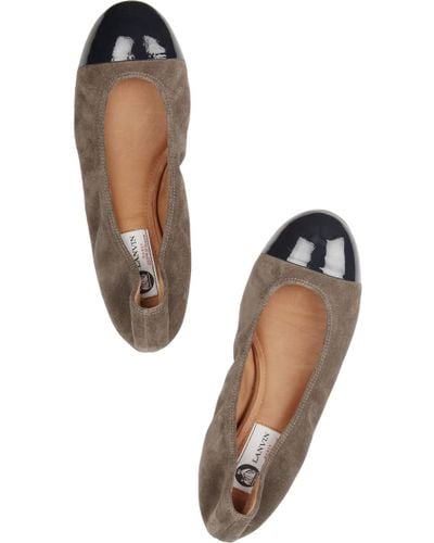 Lanvin Patent Leather trimmed Suede Ballet Flats in Gray (Brown) - Lyst