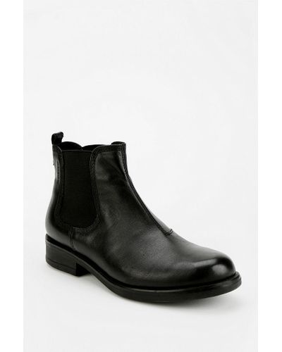 Urban Outfitters Vagabond Elba Chelsea Boot in Black for Men - Lyst