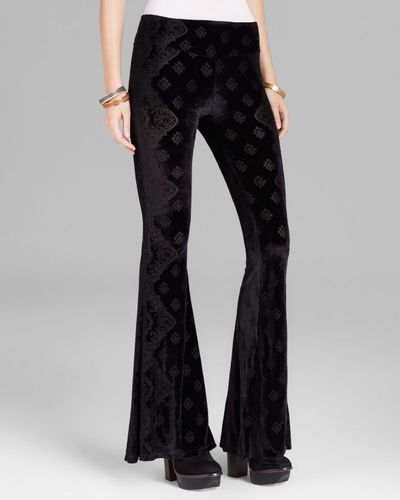 Free People Pants Engineered Burnout Velvet Super Flare in Black Combo (Black) - Lyst