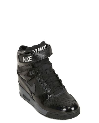 nike sky high revolution black