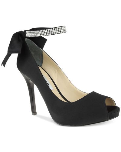 nina evening pumps