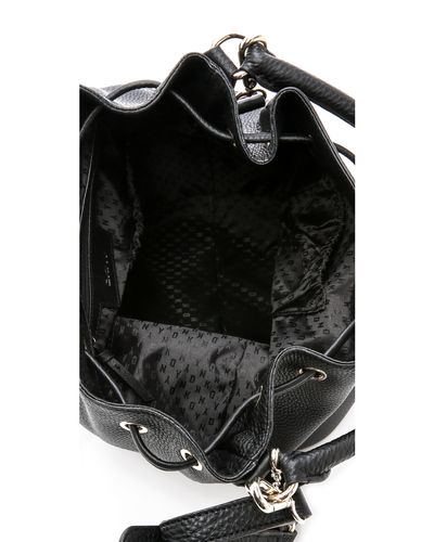 dkny drawstring bolsa