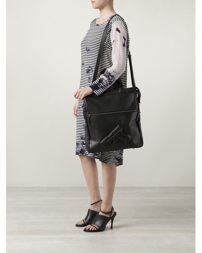 status anxiety wasteland bolsa