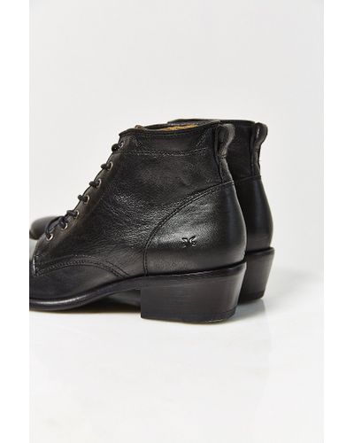 frye carson lace up