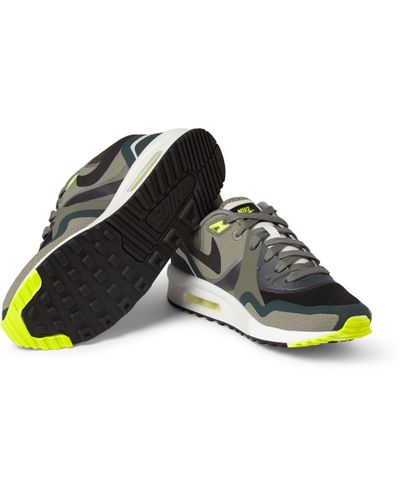 nike nightgazer verde