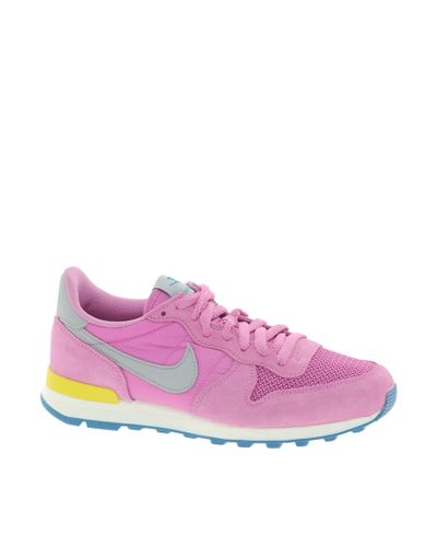 nike internationalist women pink