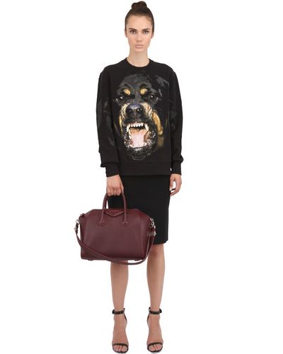 Givenchy Antigona Oxblood 2024 favors