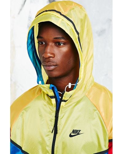 yellow jacket nike