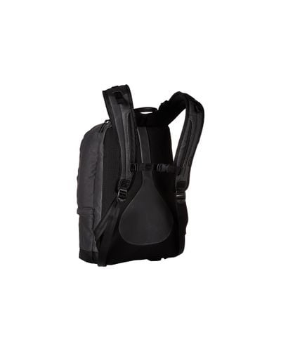 nixon logic camera bag