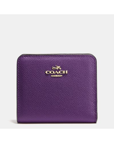 small purple wallet