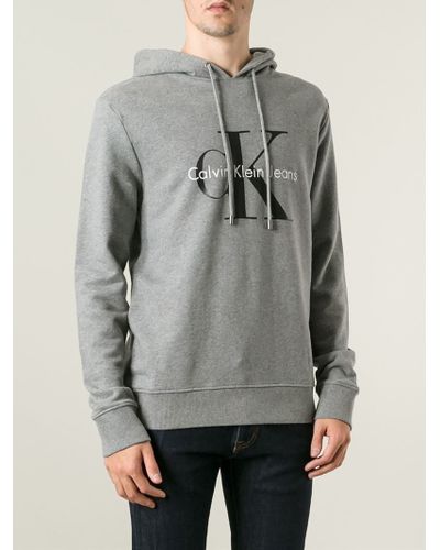 Calvin Klein Logo Print Hoodie in Grey (Gray) for Men - Lyst